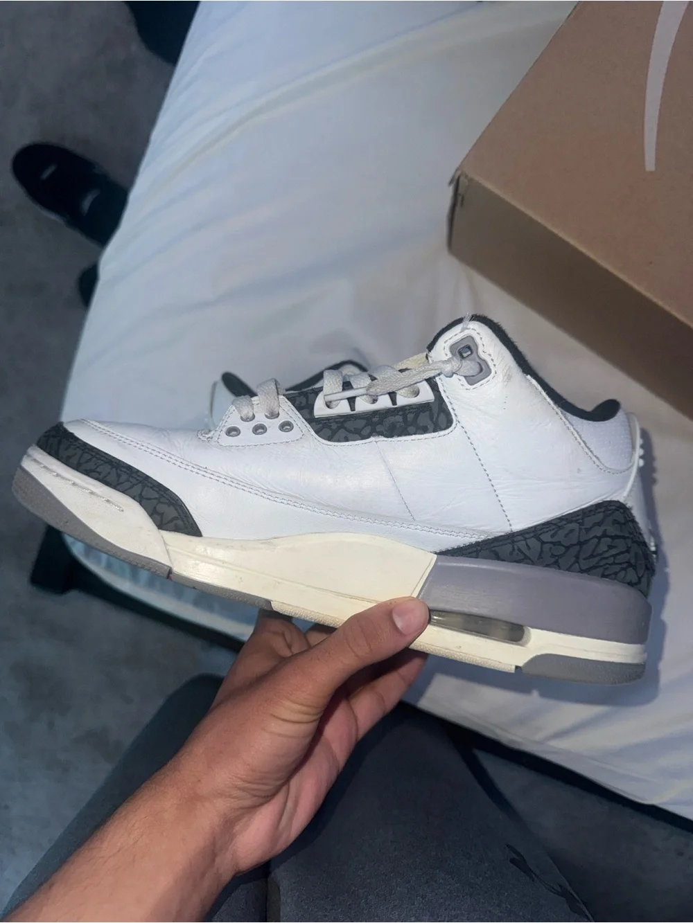 Jordan Men's White and Gray Retro Low-Top Sneaker and Air Jordan 4